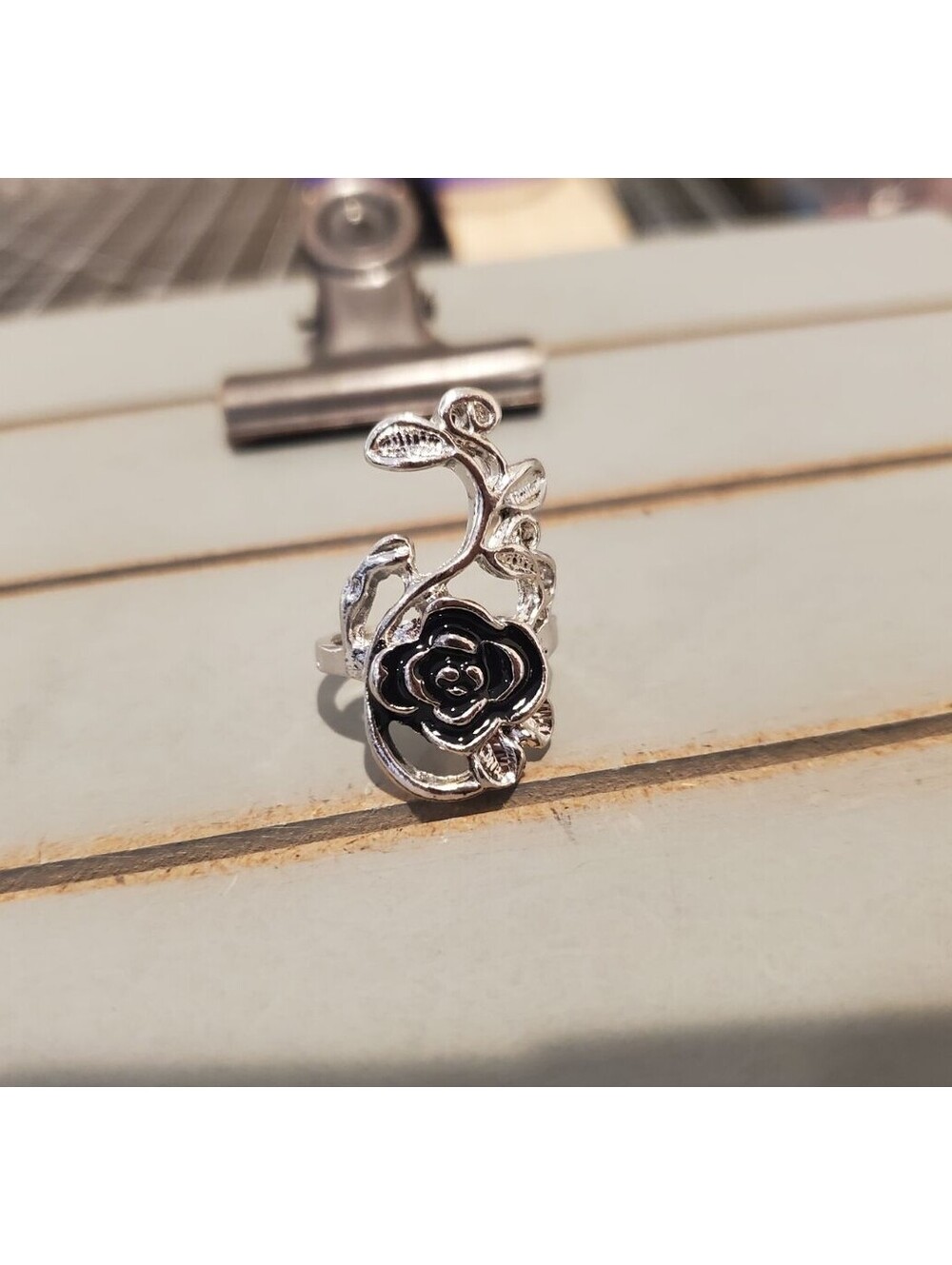 Sz 6 fashion climbing rose ring